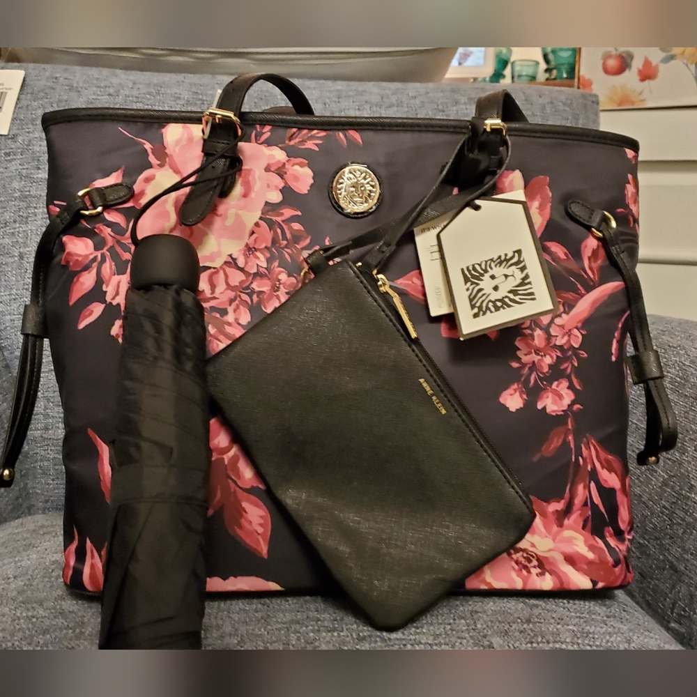 Anne Klein black flowered tote, NWT, with removable pouch and umbrella